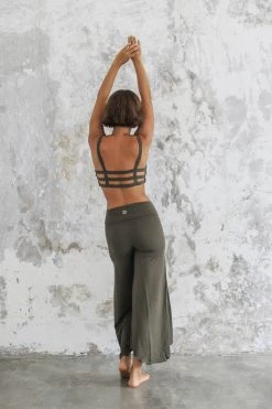 Indigo Luna Boxy Crop Forest