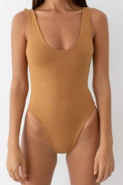 Indigo Luna Best Sellers Siri Body Dark Mahogany