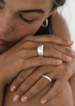 Wild Ivy Poise Ring Silver Best Sellers