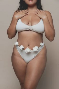 Indigo Luna New In Layla G-String Pearl