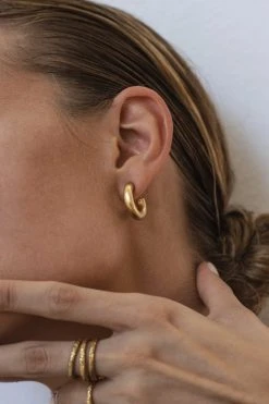 Wild Ivy NY Hoops (M) Gold Best Sellers