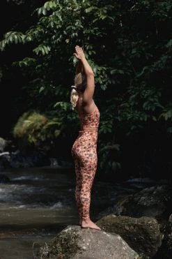 Indigo Luna Vayū Legging Viola Earth