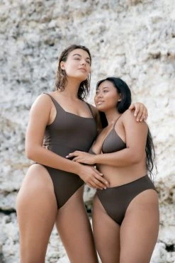 Indigo Luna Tierra Bottom Soil Best Sellers