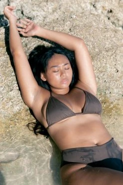 Indigo Luna Tierra Triangle Top Soil