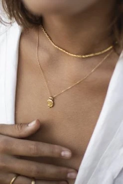 Wild Ivy Best Sellers Luna Necklace (Small) Gold