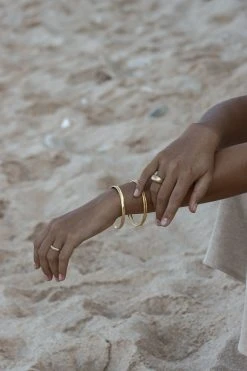 Wild Ivy Best Sellers Enso Bracelet (Slim) Gold